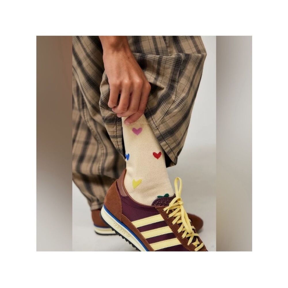 BAGGU Heart Cream Heart
Pattern Socks